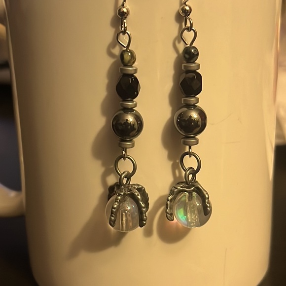 Hand crafted Dragon claw hematite earrings - Picture 4 of 12